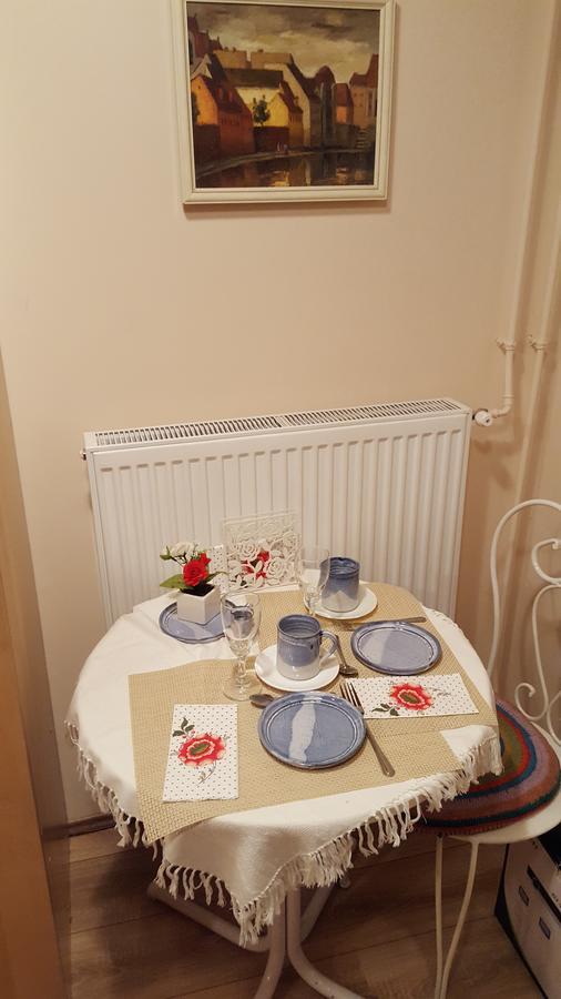 Hangulat Vendeghaz Apartmanok オロシュハーザ エクステリア 写真