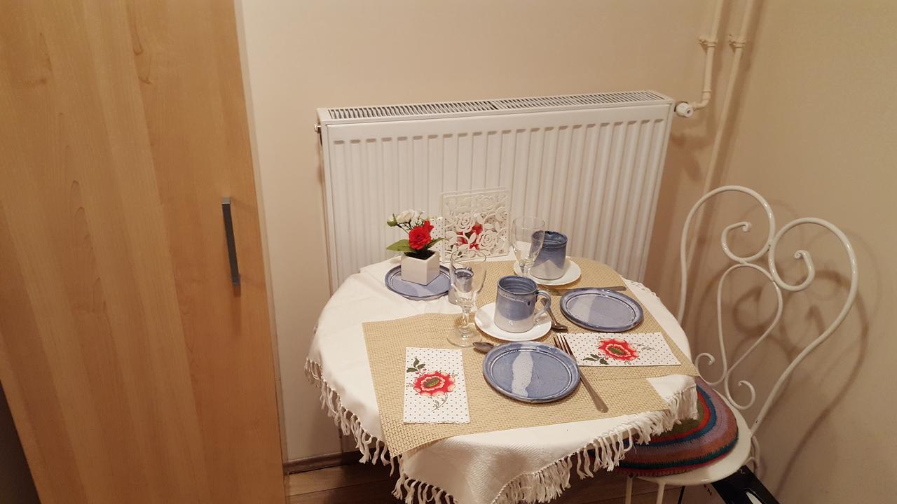 Hangulat Vendeghaz Apartmanok オロシュハーザ エクステリア 写真