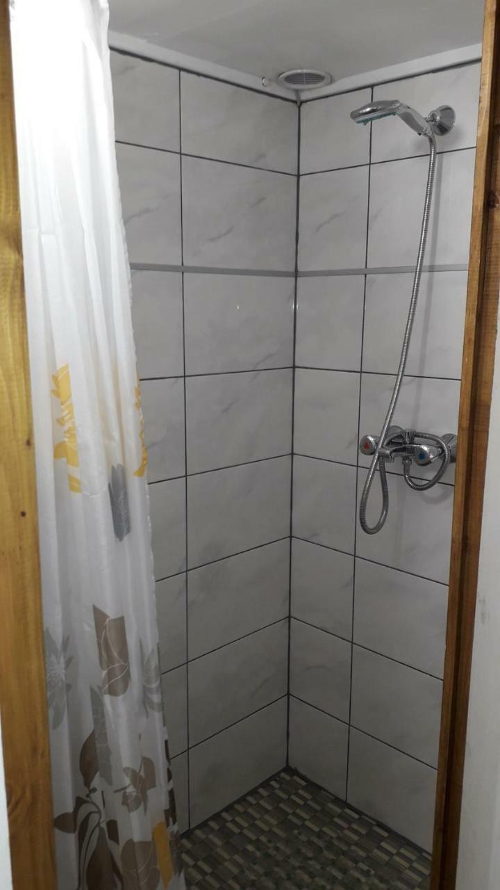 Hangulat Vendeghaz Apartmanok オロシュハーザ エクステリア 写真
